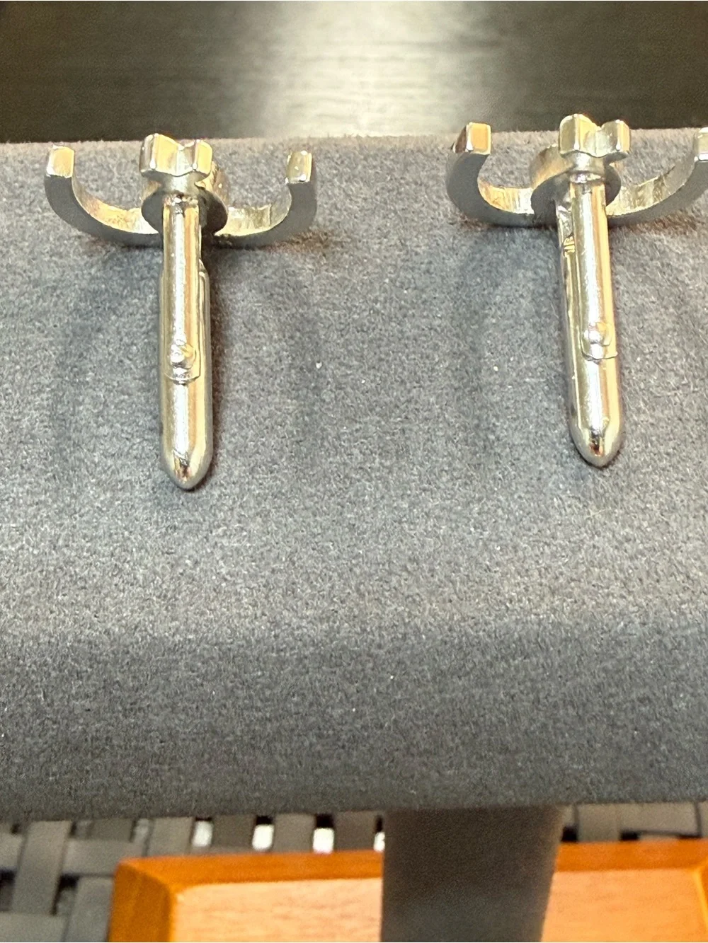 Vintage Swank Horseshoe Cufflinks Silver Tone Clear Rhinestone Lucky Equestrian